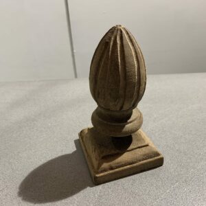 Pinakel houtskleur klein