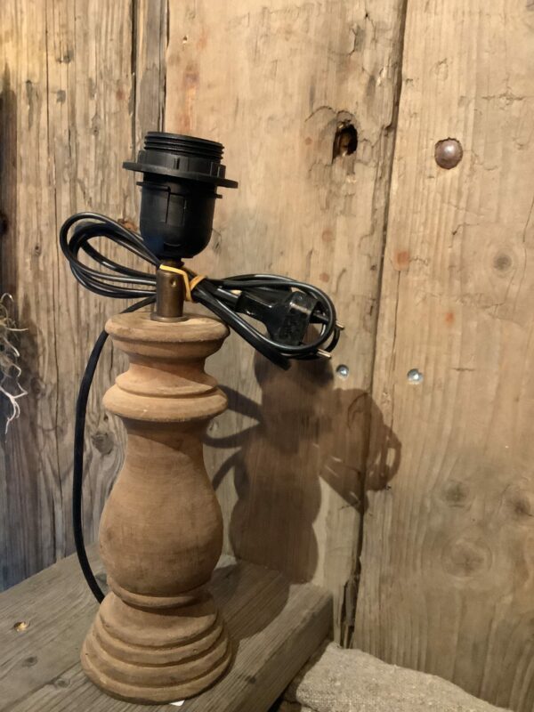 Houten lampenvoet