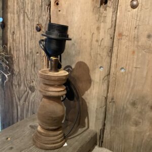 Houten lampenvoet