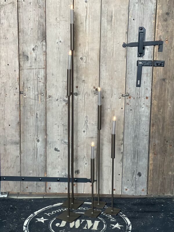 Kandelaar metaal 42 cm